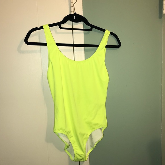 SOLID & STRIPED Other - NWT Solid & Striped Anne Marie bathing suit